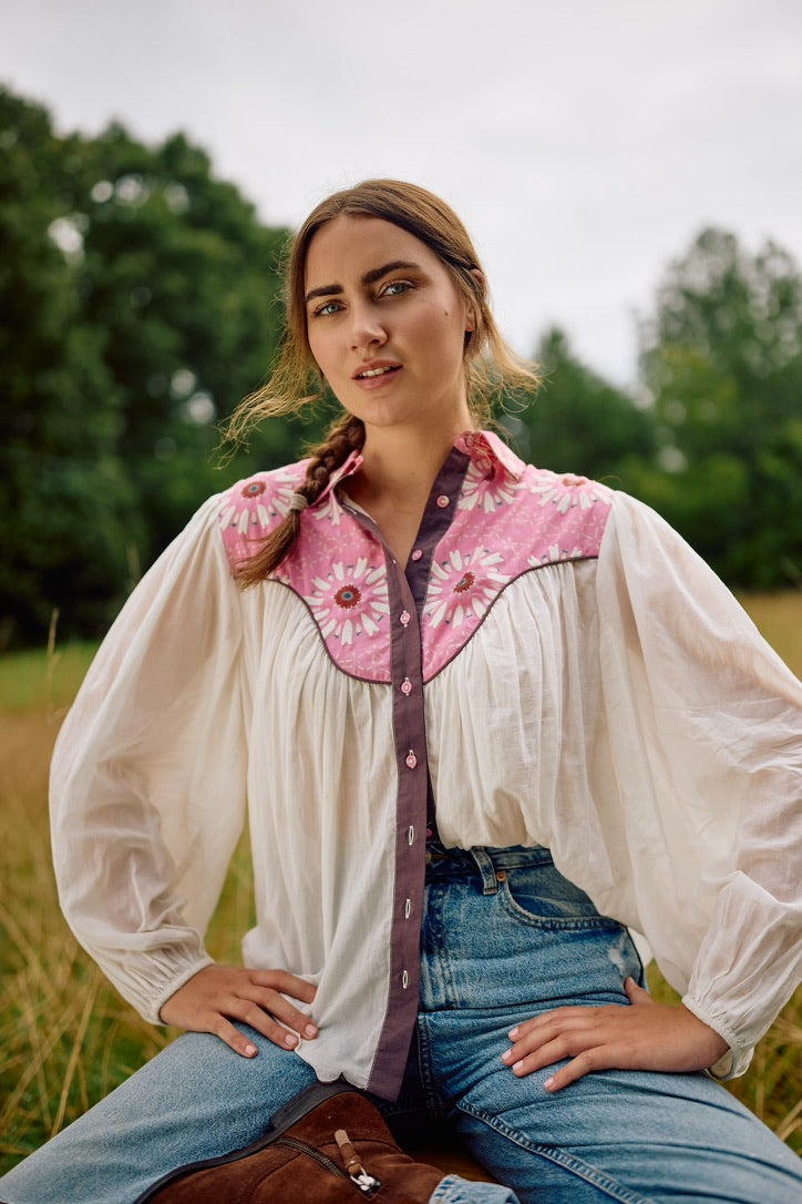 Western Blouse - Embroidered Wildflower Pink